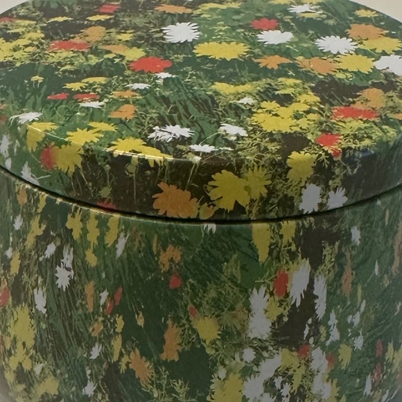 URBAN OUTFITTERS - Mini Nirvana Candle - 6 oz - Citrus, nectar, patchou - Picture 6 of 6